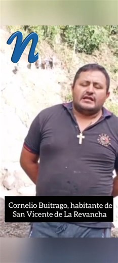Al cumplirse una semana del daño en la carretera principal de San Vicente de La Revancha a causa de las lluvias, Cornelio Buitrago, uno de los residentes damnificados, expuso la grave contingencia que enfrentan en esa comunidad del municipio Junín. “Nosotros, los mismos vecinos, estamos tratando de abrir el paso; aquí no hay ningún organismo competente y nuestra prioridad es la vía principal. Corremos riesgo porque al pasar, nos puede caer una piedra de la parte de arriba”. Quienes deben cruzar 