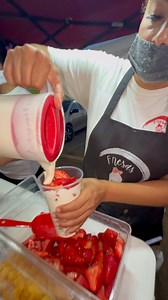 31K views · 514 reactions | Las tradicionales y caseras fresas con crema con sus chispas de chocolate | Así es Nayarit | Facebook