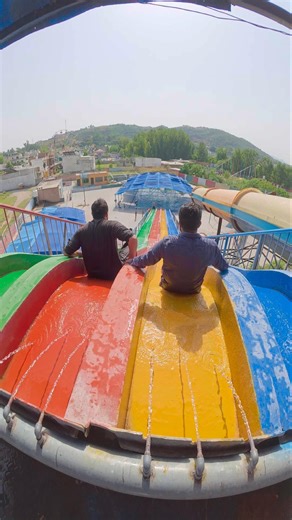 Waterslide parkour free running 🥳#waterslides #parkourfreerun #shortslife