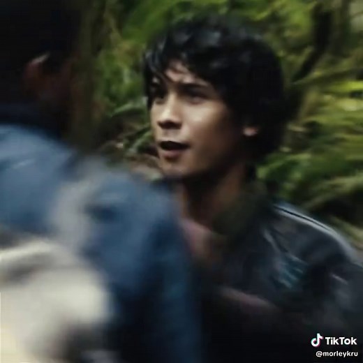 Bellamy Blake Edit: Powerful Moments from The 100