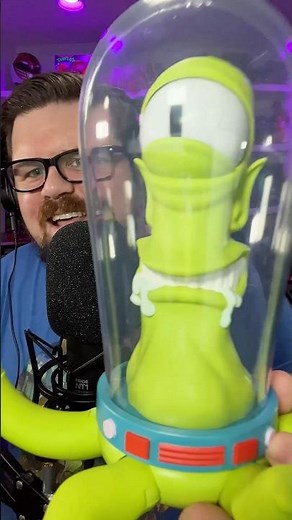 Super7 absolutely cooked for 40 humans with their The Simpsons Kang and Kodos Ultimates figures