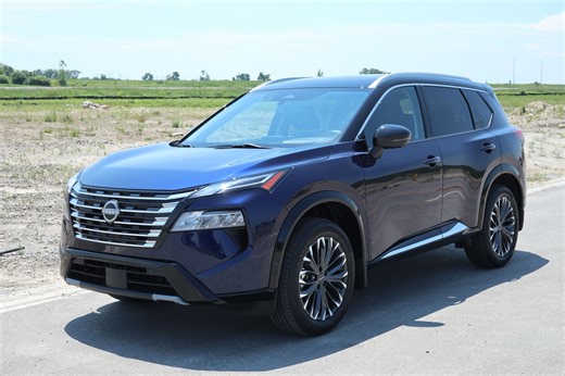 Nissan recalls best-selling Rogue for fire risk, loss of power