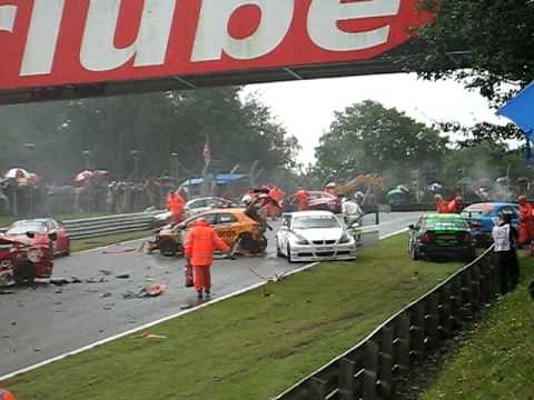 BTCC - Brands Hatch Crash