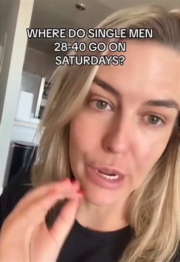 Ripping packs on Vakentines Day chasing the Mickey Mantle 🔥 Rip & shop real graded slabs anywhere, anytime on Stadium Vault 📲 #sportscards #cardcollector #topps #valentinesday #baseball