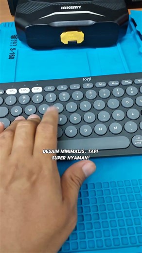 Keyboard dan mouse logitech pebble 2 combo wireless
