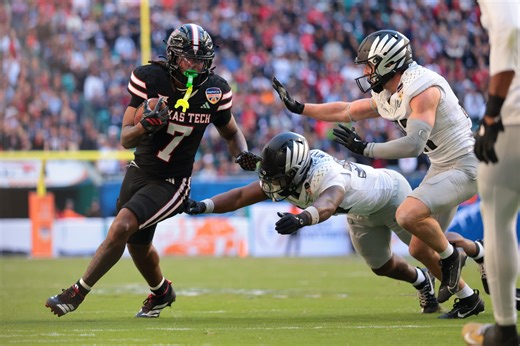 Texas Tech tight end Carter announces return for senior season
