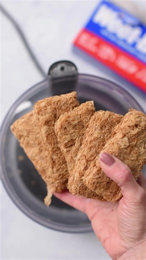 4-ingredient No-Bake Weetbix Slice (Healthier) RECIPE IN COMMENT | The Conscious Plant Kitchen