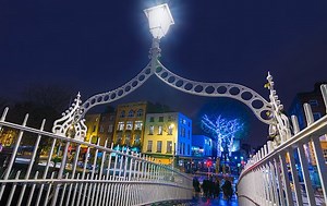 Feel the Christmas time magic in Dublin city center