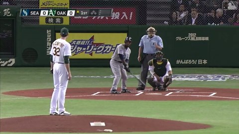 Ichiro's 4-hit game in Tokyo (Full Game: 3/28/2012)