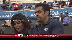 2.5M views · 100K reactions | Salman Khan surprised with Mumbai team's bowling attack | Mumbai Heroes vs Telugu Warriors | CCL #MumbaiHeroes #TeluguWarriors #SalmanKhan #AkhilAkkineni #BobbyDeol #SonuSood #CCL2023 | Celebrity Cricket League | Facebook