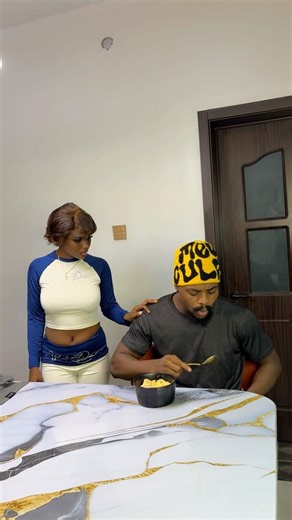 Why are women like this ? #shorts #couplerelationship #couple #elsieandavan