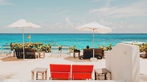 It’s Travel Tuesday and Expedia is celebrating with 30% off savings