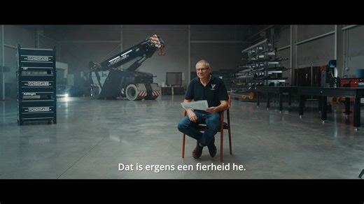 𝘛𝘸𝘪𝘯𝘵𝘪𝘨 𝘫𝘢𝘢𝘳 𝘝𝘓𝘔 – 𝘉𝘶𝘪𝘭𝘥𝘪𝘯𝘨 𝘵𝘩𝘦 𝘧𝘶𝘵𝘶𝘳𝘦 Na twintig mooie jaren kijken we niet alleen terug, maar vooral vóóruit. De wereld verandert snel, en bij VLM blijven we bouwen aan vernieuwing, duurzaamheid en groei — samen met onze medewerkers, klanten en partners. 📽️ In deze tweede video tonen we onze blik op de toekomst: hoe we blijven investeren in onze mensen, technologie en samenwerking om VLM klaar te maken voor de volgende 20 jaar. 💫 Honoring the past, building the