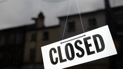 Walgreens, Macy's, Big Lots and more prepping for '15,000 closures' this year