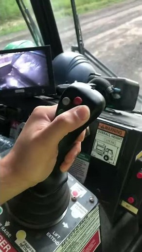 How to operate a Heil Python side load garbage truck