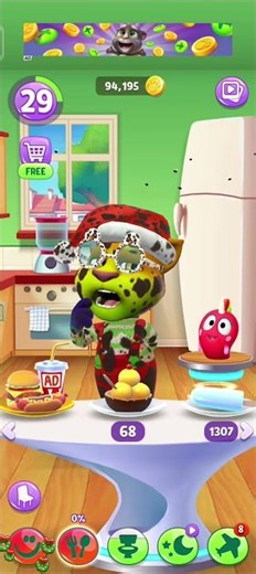 Nestle Crunch lol 1 #talkingtom #shorts #FunWithTalkingTomAngela