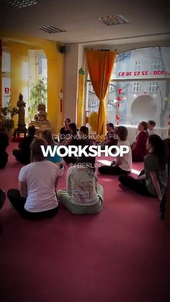 Workshop Day 1 with Grandmaster Shi Yan Lin at Shaolin Kung Fu Berlin. First Day was good and Second Day will be even better! For free content you can find all links in the bio 🔝 of @shihengyi.online or on 💮 www.shihengyi.online 💮 For more free and paid training visit the link in the bio of @shaolin.online or visit 💮 www.shaolin.online 💮 #shihengyi #shaolin #shaolinmonk #35thgeneration #shaolintempleeurope #headmaster #shaolinonline #selfmastery #martialarts #kungfu #qigong #meditation #bud