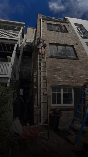 CHOOSING THE RIGHT LEVEL 2 ELECTRICIAN MAKES ALL THE DIFFERENCE.⚡...