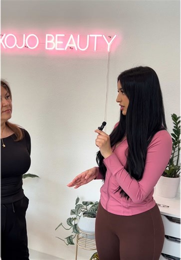 Lash extensions aren’t one-size-fits-all. A skilled lash artist understands eye shapes, lash mapping, and facial balance—ensuring your set enhances your natural beauty, not overwhelms it. The right shape makes all the difference Book Lash extensions by Joanna & Kim here at XOJO Beauty #camarillolashes #camarillolashextensions #lashextensions #lashartistsventura