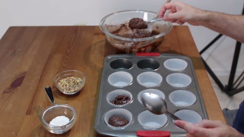 How to Make Nutella Brownies Only 3 Ingredients - Easy Nutella Brownie Recipe