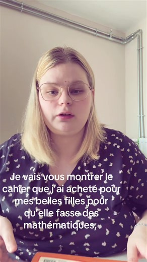 Je vous montre le cahier que j’ai acheté, je l’avais acheté sur Vinted, mais il coûte 5,90€ C’est un cahier de mathématique ardoise donc il peut s’effacer et il est très bien pour ceux qu’ils ont des difficultés en mathématiques#cahier#mathematique#difficile#Apprendre#programme