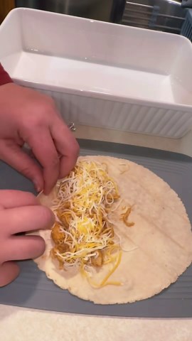 Homemade enchiladas verdes chicken dinner easy Mexican recipe