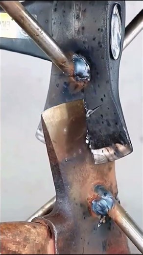 Hardness testing process for two different materials of axes