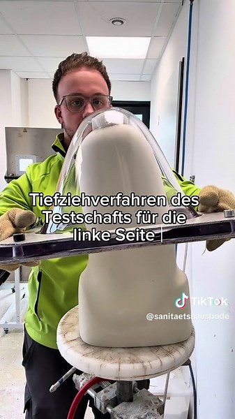 Oberschenkelprothesenversorgung: Erste Anprobe und Schritte