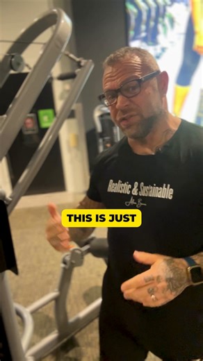 Here’s my recommendation for using the diverging lat pulldown machine to get more out of your back training | Alex Beevis