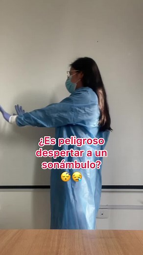 Despertar a una persona sonámbula: ¿Es seguro? | Cómo cuidar a un sonámbulo