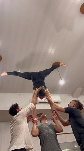 Hand to hand #acro #duo #acrobatics #partner