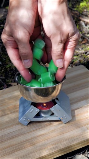 🔥 Survival Skills: I Made Fire Using Cardboard #survival #lifehacks #camping #outdoors #firestarter