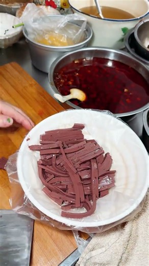 13-yuan sheep's blood soup in Xi'an streets, first time eating # street food