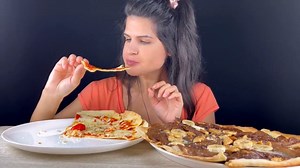 14K views · 416 reactions | CHEESY MARGHERITA & CHOCOLATE PIZZA | SWEET & SAVORY MUKBANG | ASMR ASMeRi Eats #asmerieate | ASMeri Eats | Facebook