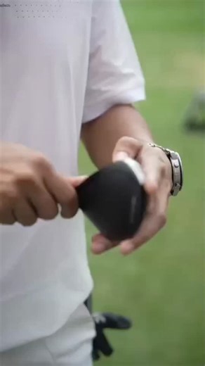 Bura's World - Bura Chawansin on Instagram: "Bridgestone B-Limited BX Series now available in Thailand!! #BridgestoneGolfThailand #GolfRevolution @bridgestonesports_golf @bfamilybridgestonegolfth"