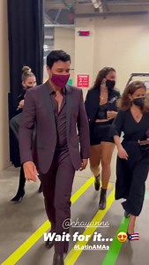 Nuestro CHAYANNE muy bien acompañado de su hija #Isadora Latin American Music Awards #Chayanne #LatinAMAs | ChayAmigas Chile - Chayanne