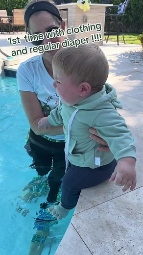 First lesson with three layers of clothing and a real diaper, much much heavier than a swim diaper. First series of profesional lessons are finished! For more information google ISR baby swim. Its a survival class not swimming lessons. #babyswim #babytok #baby #gerber #swimtok #isr #survival #babyboy #florida #love #babylove #bestmom