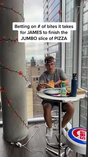 Pizza Betting Challenge in Chicago