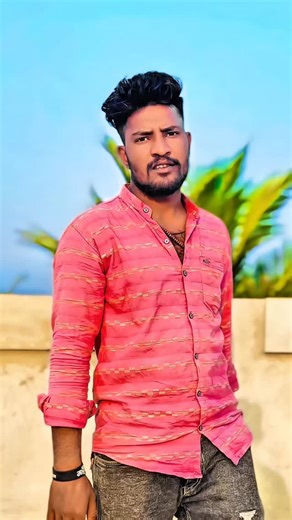 Matru Dhale on Instagram: "💪✌️. . . . . . . .#fashionblogger #fashion #fashionstyle #style #fashionista ootd instafashion instagood love model instagram photography styleblogger photooftheday like streetstyle outfitoftheday onlineshopping beauty fashiondesigner blogger follow outfit beautiful shopping moda fashionable trending mensfashion instadaily"