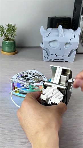 I've caught the glowing triangle that can run away.