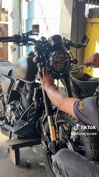 RUSI Classic F.I Maintenance Day for Better Handling