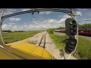 IRM's CNW 411 pacing Metra 90 and 104