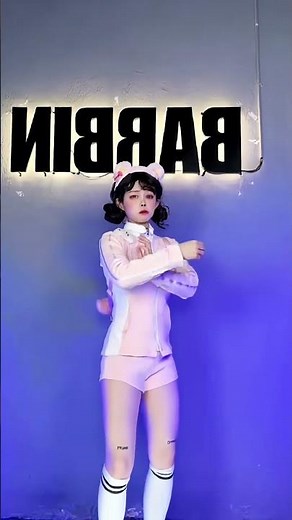 One punch from me #dance #cute #cosplay #chinesedancer