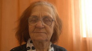 Portrait Elderly Woman Looking Camera Stock Footage Video (100% Royalty-free) 1006765576 | Shutterstock