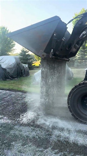 Chip Seal flat #asmr #farming #smoothment #construction #hacks #lawncare #skidsteer