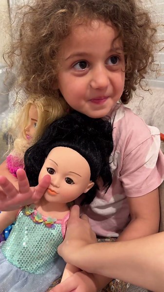 She Grabbed It and Learned a Better Way | Respect Kids Story