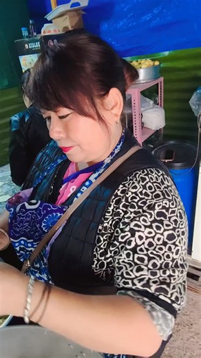 Dolma Tsering on Instagram: "#instareels🥰❣️💯 #likesforlike #sharethelove #followｍe #❣️❣️❣️❣️🥰🥰🥰"