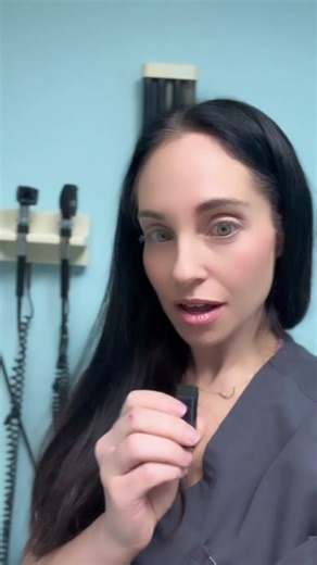 📢 Stop X-Raying Your Kids for Constipation! 📢 🛑 If your child has: - Hard, infrequent stools - Stooling accidents - Large, hard stools that clog the toilet 💡 Chances are they have constipation! 🩺 Constipation is a clinical diagnosis, and x-rays give us no additional information. 🚫 There's zero reason to irradiate your child! 🚫 #HealthyKids #PediatricCare #ConstipationAwareness #ParentingTips #guttok #constipation #constipationrelief