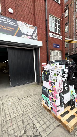 SPW (Stockport Pallet Warehouse) is one of the UK’s largest suppliers of clearance, liquidation and returned stock. We supply pallets and truckloads to resellers across the UK looking to sell on eBay, Amazon, Whatnot, Vinted, TikTok Shop and more. New deliveries arriving weekly with opportunities for anyone looking to start or grow a reselling business. Stockport Pallet Warehouse UK’s largest suppliers of clearance, liquidation, and returned stock! ✅ Opening hours 🗓️ Mon–Friday ⏰ 10am–3pm 🏭 3p