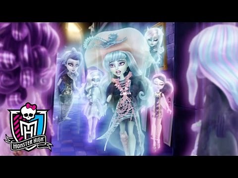 The Ghostly Invasion of Monster High | Haunted Preview! | Monster High